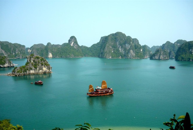 Miễn phí tham quan vịnh Hạ Long Miễn phí tham quan vịnh Hạ Long
