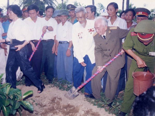 Đại tướng Võ Nguyên Giáp và lần về thăm quê cuối cùng Đại tướng Võ Nguyên Giáp và lần về thăm quê cuối cùng