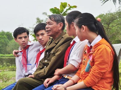 Độc đáo mô hình học lịch sử với… cựu chiến binh Độc đáo mô hình học lịch sử với… cựu chiến binh