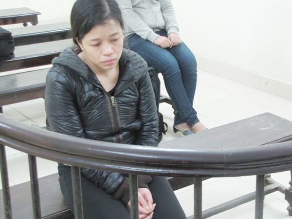 Bị truy nã vẫn mua bán trẻ em sang Trung Quốc Phan Thị Thu Thuỷ trước vành móng ngựa