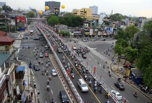 Quy hoạch giao thông, nhìn từ 2 cầu vượt nhẹ Quy hoạch giao thông, nhìn từ 2 cầu vượt nhẹ