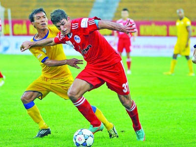 Vòng 3 V-League 2013: Chủ nhà toàn thắng Vòng 3 V-League 2013: Chủ nhà toàn thắng