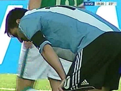 Messi bị nôn, Di Maria thở oxy khi hành xác trên độ cao ở Bolivia Messi bị nôn, Di Maria thở oxy khi hành xác trên độ cao ở Bolivia
