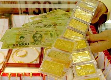Lãi suất huy động vàng tăng mạnh Lãi suất huy động vàng tăng mạnh