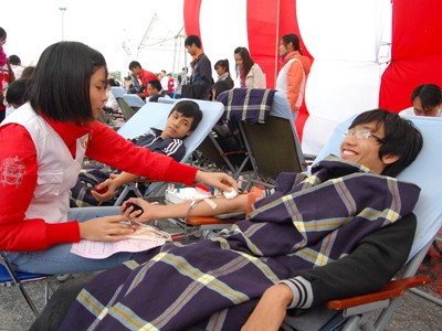 Bí thư thứ nhất T.Ư Đoàn đối thoại với thanh niên Bí thư thứ nhất T.Ư Đoàn đối thoại với thanh niên