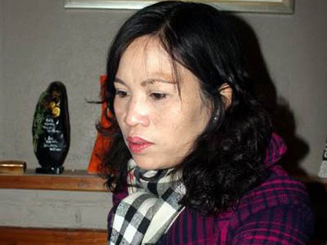 Sinh con thứ 3, từ cô giáo thành ... lao công Sinh con thứ 3, từ cô giáo thành ... lao công