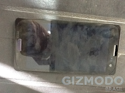 Cận cảnh Samsung Galaxy S3 'bằng xương thịt' Cận cảnh Samsung Galaxy S3 'bằng xương thịt'