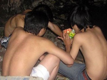 Ớn lạnh thú chơi bồ đà quái dị của giới trẻ Ớn lạnh thú chơi bồ đà quái dị của giới trẻ