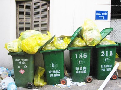 Đốt rác ra điện Công nghệ biến rác thành điện gặp khó với rác ở Việt Nam Ảnh: Mỹ Hằng