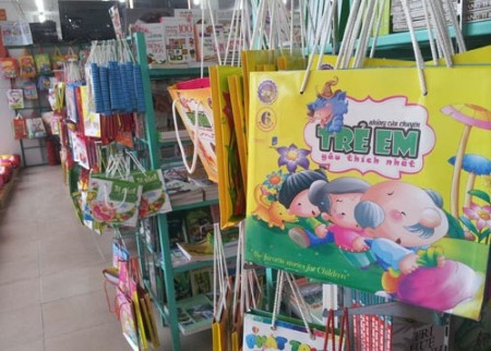 Thay bản đồ trong sách Tiếng Việt Thay bản đồ trong sách Tiếng Việt