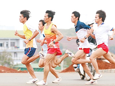 Việt dã toàn quốc: Sôi nổi cuộc đua cá nhân Việt dã toàn quốc: Sôi nổi cuộc đua cá nhân