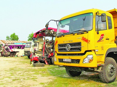 Lại thêm nạn nhân tử vong vụ tai nạn thảm khốc Lại thêm nạn nhân tử vong vụ tai nạn thảm khốc