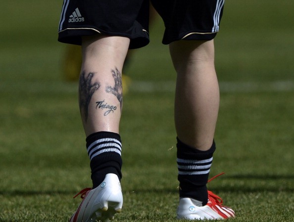 Cận cảnh hình xăm gớm ghiếc của Messi Cận cảnh hình xăm gớm ghiếc của Messi
