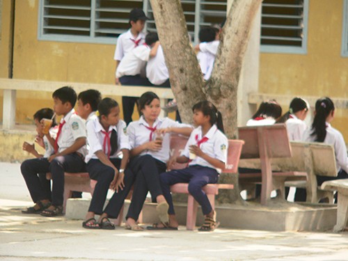 Ăn chặn 1,3 tỷ học bổng, tiền thưởng học sinh Ăn chặn 1,3 tỷ học bổng, tiền thưởng học sinh