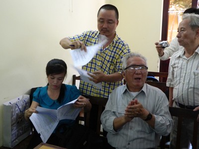 Người dân thua kiện chủ 'lô cốt' Người dân thua kiện chủ 'lô cốt'