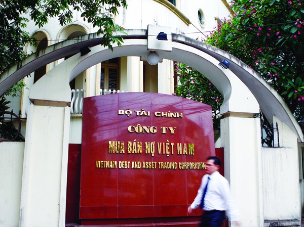 Nguy cơ mất vốn ở Công ty mua bán nợ của Bộ Tài Chính Kiểm toán Nhà nước cho biết, Cty mua bán nợ VN hoạt động không hiệu quả, thanh khoản kém và có nguy cơ mất vốn Ảnh: Hồng Vĩnh