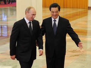 Chủ tịch Trung Quốc hội kiến Thủ tướng Nga Putin Chủ tịch Trung Quốc hội kiến Thủ tướng Nga Putin