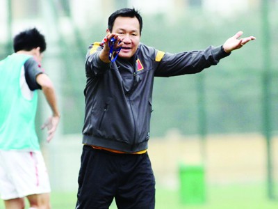 Lo nhất hàng thủ Lo nhất hàng thủ