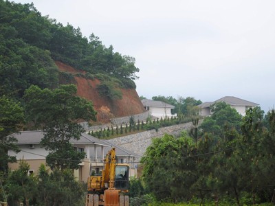 Biệt thự bức tử đồi rừng: Chắc chắn sẽ xử lý nghiêm (P3) Biệt thự bức tử đồi rừng: Chắc chắn sẽ xử lý nghiêm (P3)