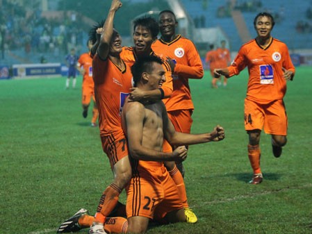 Những ứng cử viên vô địch hàng đầu ở V-League 2013 Những ứng cử viên vô địch hàng đầu ở V-League 2013