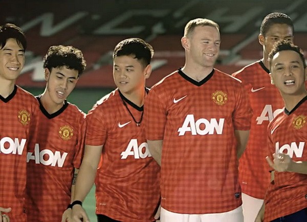 'Thảm họa âm nhạc' ở Old Trafford 'Thảm họa âm nhạc' ở Old Trafford