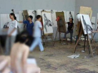 Đi xem vẽ tranh khỏa thân Đi xem vẽ tranh khỏa thân