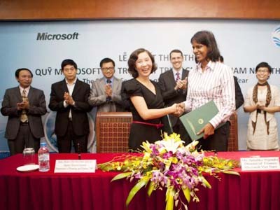 Microsoft hỗ trợ nâng cao ứng dụng CNTT cơ quan nhà nước Microsoft hỗ trợ nâng cao ứng dụng CNTT cơ quan nhà nước