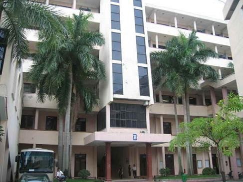 Các trường ĐH-CĐ ở nội thành Hà Nội: Sắp di dời vẫn xây Các trường ĐH-CĐ ở nội thành Hà Nội: Sắp di dời vẫn xây