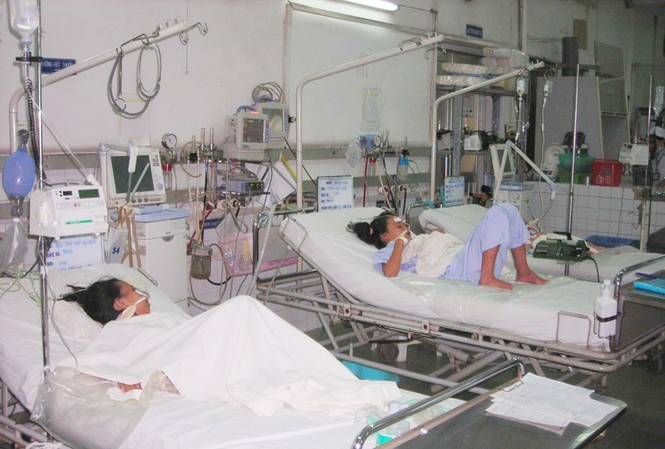 Nếu không điều trị, tỷ lệ tử vong 50% Trẻ em nhập viện vì bệnh viêm mô cầu Ảnh: L.N