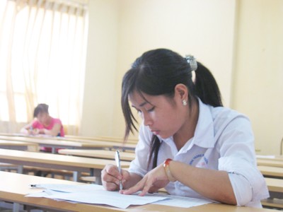 Thiệt hại vì sai sót ở cuốn cẩm nang tuyển sinh Thiệt hại vì sai sót ở cuốn cẩm nang tuyển sinh