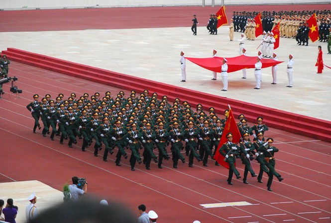 ‘Phi chính trị hóa lực lượng vũ trang là mắc kế địch’ ‘Phi chính trị hóa lực lượng vũ trang là mắc kế địch’