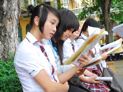 Năm lỗi thường gặp khi làm văn Năm lỗi thường gặp khi làm văn