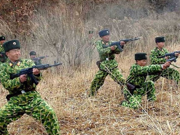 Binh lính Triều Tiên tăng cường diễn tập quân sự Binh lính Triều Tiên tăng cường diễn tập quân sự