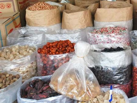 Thả nổi hàng ‘độc’ từ Trung Quốc Thả nổi hàng ‘độc’ từ Trung Quốc