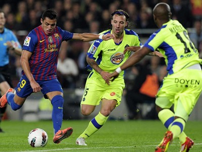 Barcelona đại thắng, bám sát Real Madrid Barcelona đại thắng, bám sát Real Madrid