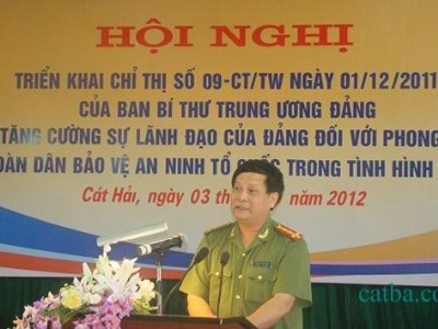 Cách chức Phó Giám đốc CA Hải Phòng, em rể Dương Chí Dũng Cách chức Phó Giám đốc CA Hải Phòng, em rể Dương Chí Dũng
