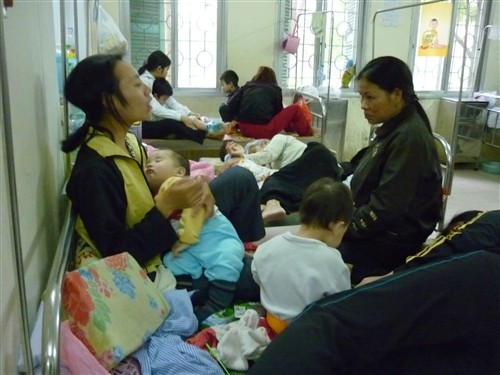 Đề xuất miễn 100% phí dịch vụ y tế cho người nghèo Người nghèo sẽ được miễn phí y tế hoàn toàn?