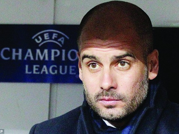 Guardiola sẽ thế chỗ Arsene Wenger? Pep Guardiola sẽ rời Barca để thử sức tại Arsenal vào hè tới? Ảnh: AP