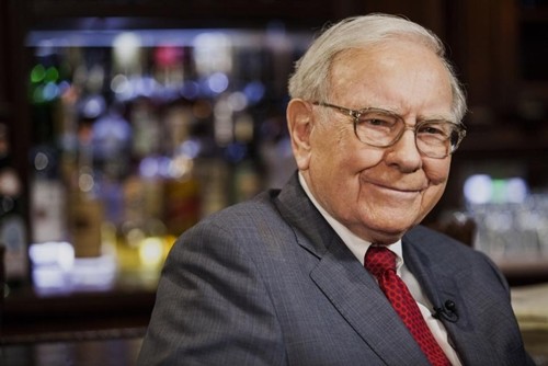 Tỷ phú Warren Buffett: Nên tránh xa Bitcoin Warren Buffett được mệnh danh là Nhà thông thái vùng Omaha. Ảnh: Bloomberg