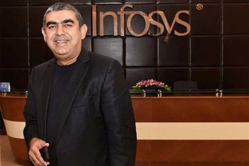 Dành 3.000 iPhone 6 để thưởng cho nhân viên CEO Infosys - ông Vishal Sikka đang tìm cách giữ chân nhân viên. Ảnh: Financial Express