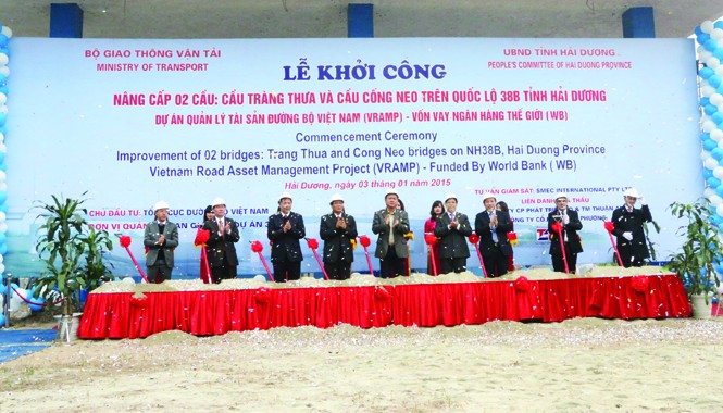 Chủ đầu tư dự án có 'bút phê' của thứ trưởng GTVT nói gì? Lễ khởi công gói thầu RAI/CP1 ngày 3/1/2015.