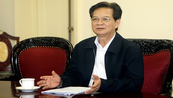 Đổi mới thi cử để giảm tốn kém cho xã hội Thủ tướng Nguyễn Tấn Dũng chủ trì cuộc họp về chuẩn bị kỳ thi chung tốt nghiệp THPT và tuyển sinh đại học, cao đẳng. Ảnh: Phạm Kiên.