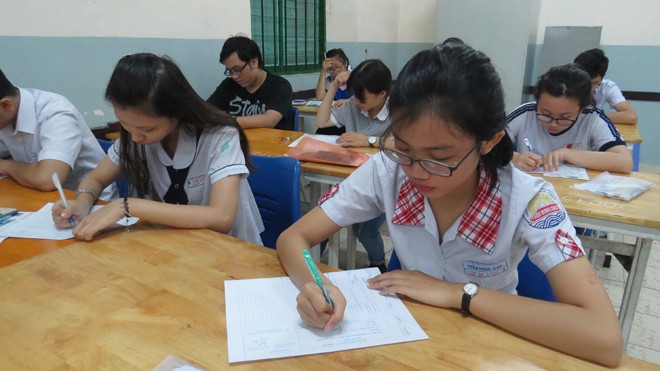 Nhiều trường lên phương án xét tuyển Thí sinh tham dự kỳ thi THPT Quốc gia năm 2016. Ảnh: Nguyễn Dũng.