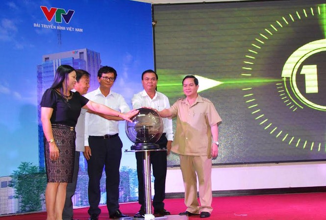 Phát sóng kênh VTV5 Tây Nguyên Các lãnh đạo dự lễ bấm nút phát sóng buổi đầu tiên cho VTV5 Tây Nguyên
