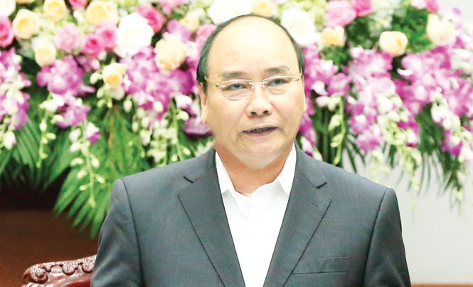 Lãnh đạo địa phương không về Hà Nội chúc Tết: Đề nghị báo chí và nhân dân giám sát Thủ tướng Nguyễn Xuân Phúc phát biểu tại cuộc họp thường kỳ Chính phủ tháng 11/2016. Ảnh: TTXVN.