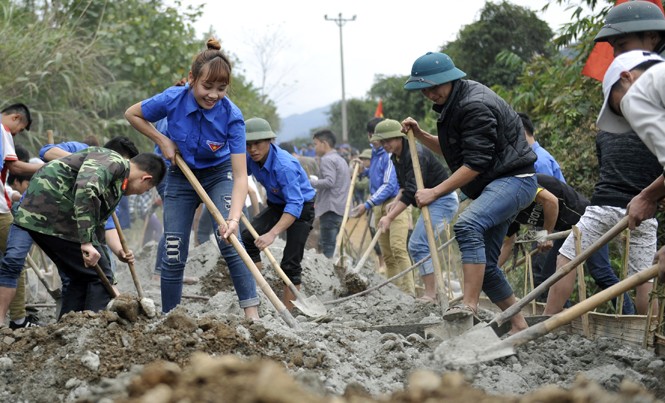 Sẽ sớm cán đích mục tiêu 100% học sinh sinh viên có BHYT Sẽ sớm cán đích mục tiêu 100% học sinh sinh viên có BHYT (Trong ảnh: Sinh viên tham gia tình nguyện vì cộng đồng) Ảnh: Xuân Tùng.