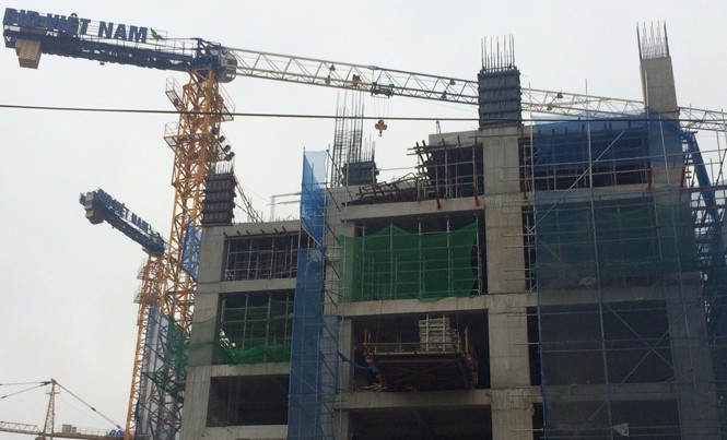 Mua nhà bằng hợp đồng góp vốn: Nguy cơ mất trắng Khách hàng mua nhà tại dự án The Garden Hill (99 Trần Bình, Nam Từ Liêm, Hà Nội) bằng hợp đồng góp vốn có nguy cơ mất trắng.