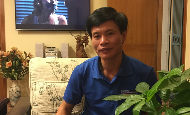 Chả ai như thầy Tùng! Thầy giáo Lê Văn Tùng. Ảnh: Lê Anh Đạt.