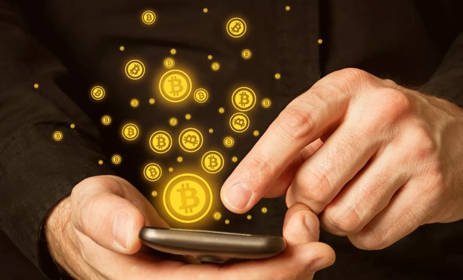 Lách luật, dấu hiệu đa cấp Bitcoin - đồng tiền ảo ra đời cách đây 8 năm.