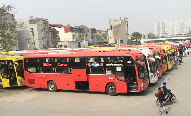 Sở GTVT Hà Nội lại lên phương án chuyển bến 1.200 lượt xe Hơn 1.200 lượt xe vừa điều chuyển về các bến nay Sở GTVT lại có phương án điều chuyển đi.